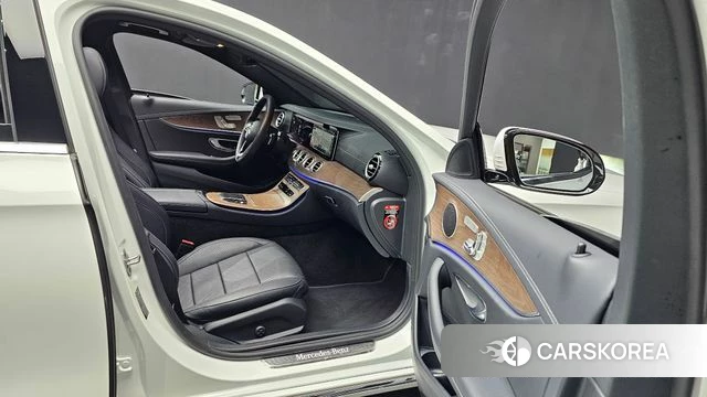 Mercedes-Benz E-Class W213 id 3811876 из Кореи 20