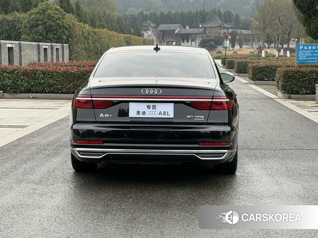 Audi A8 id 4359191 из Китая 10