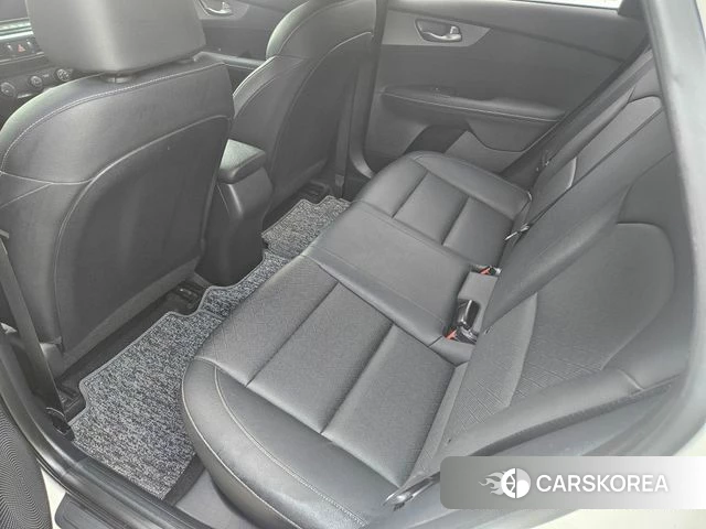 Kia Come New K3 id 4325602 из Кореи 16