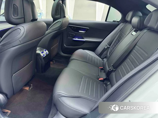Mercedes-Benz Class C id 4300190 из Китая 18