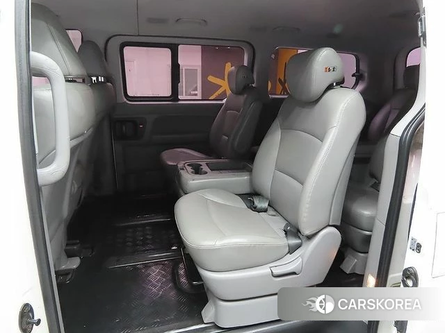 Hyundai The New Grand Starex id 4295151 из Кореи 20