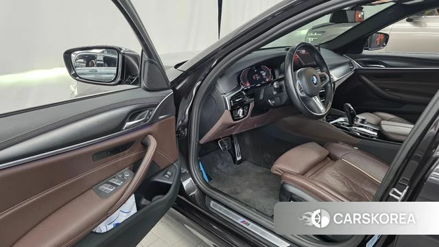 BMW 5 Series (G30) id 4757853 из Кореи 32