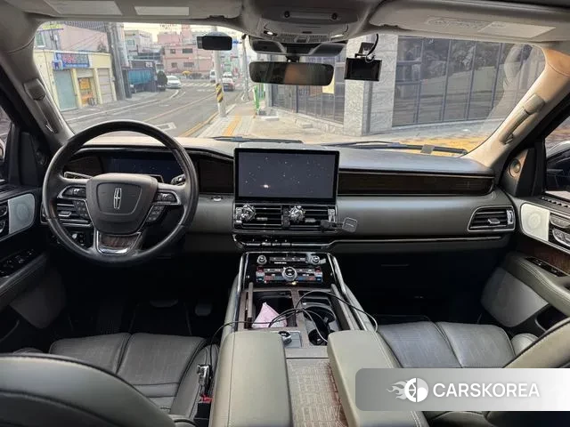 Lincoln Navigator 4th generation id 3600063 из Кореи 16