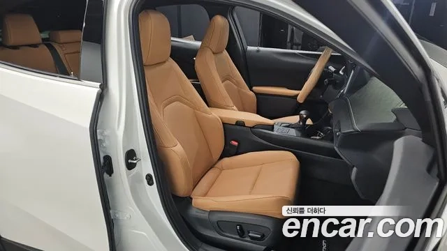 Lexus UX250h id 2873668 из Кореи 20