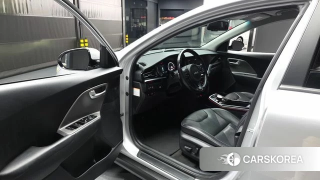 Kia Niro Plus id 4692393 из Кореи 31
