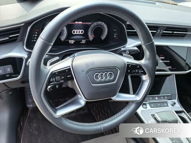 Audi A7L id 4291556 из Китая 15