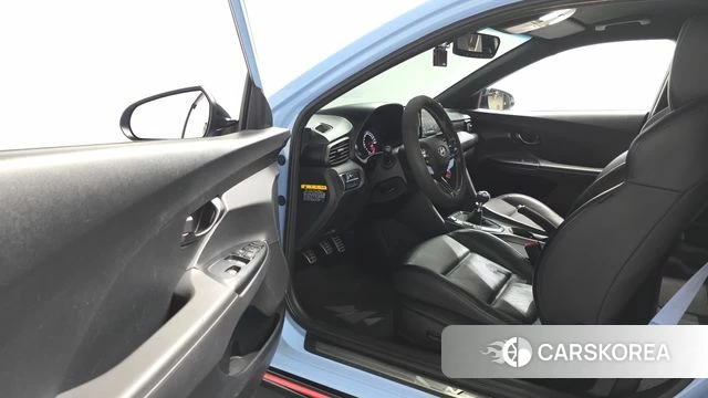 Hyundai Veloster (JS) id 4430120 из Кореи 34