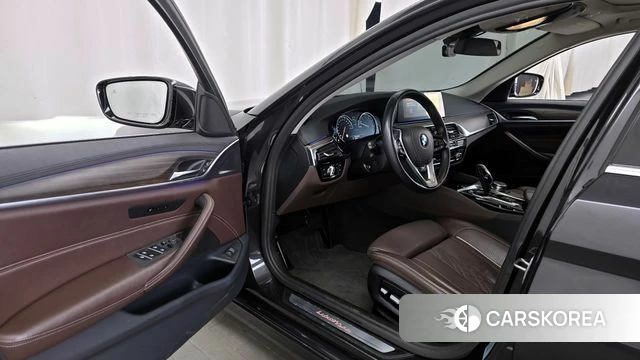 BMW 5 Series (G30) id 3801722 из Кореи 20