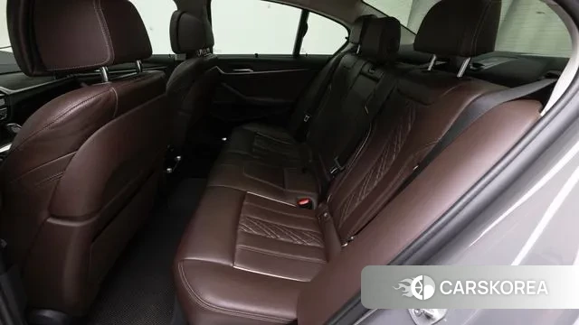 BMW 5 Series (G30) id 3665136 из Кореи 20