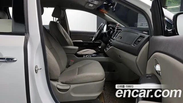 Kia All New Carnival id 2917940 из Кореи 20