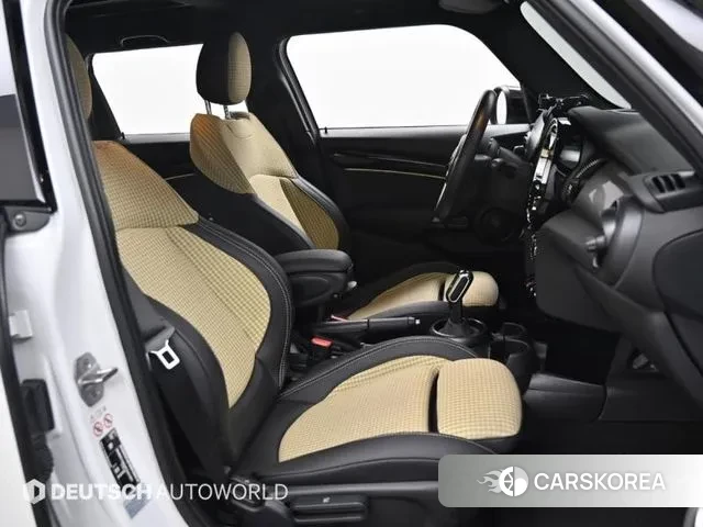 Mini Cooper S id 2988861 из Кореи 20