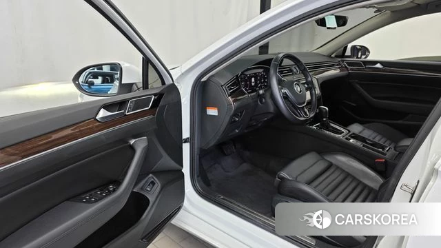 Volkswagen Passat GT (B8) id 4873616 из Кореи 31