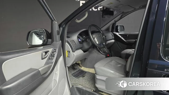 Hyundai The New Grand Starex id 3936680 из Кореи 20