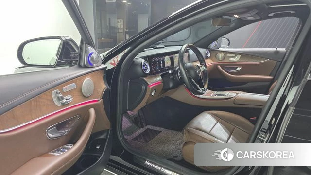 Mercedes-Benz E-Class W213 id 4769763 из Кореи 34
