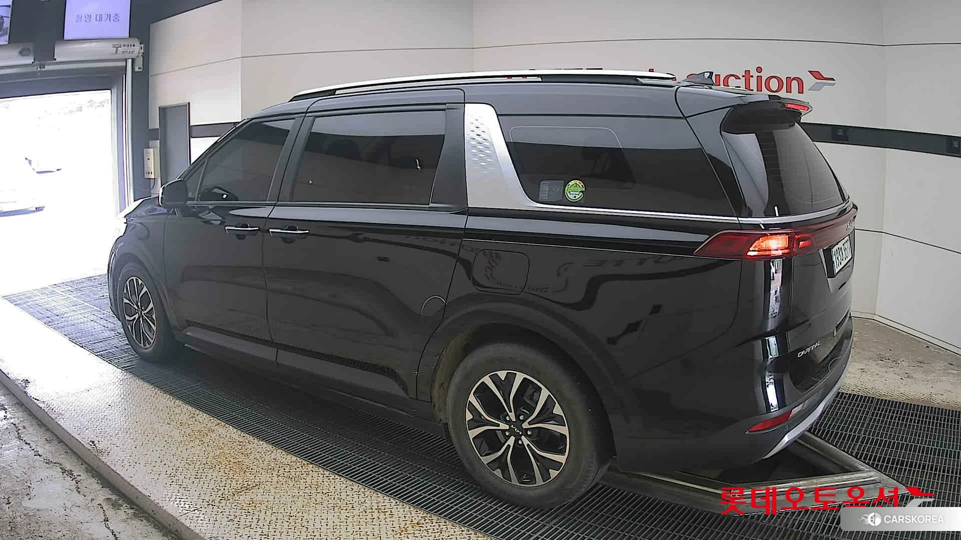 Kia Carnival id 4664336 из Кореи 38