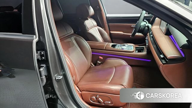 Genesis G90 (RS4) id 3851560 из Кореи 20