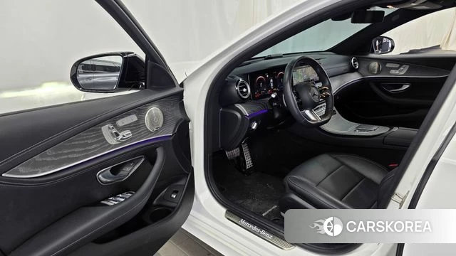 Mercedes-Benz E-Class W213 id 4725629 из Кореи 34