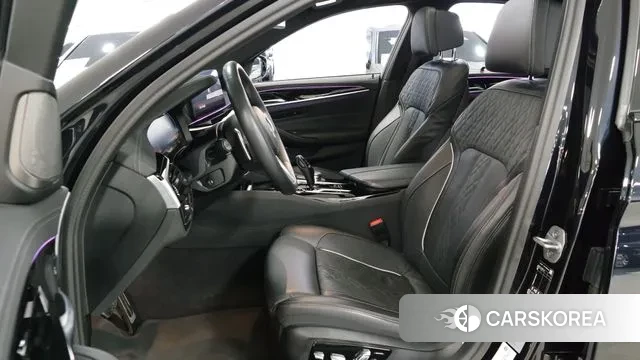 BMW 5 Series (G30) id 3680161 из Кореи 20