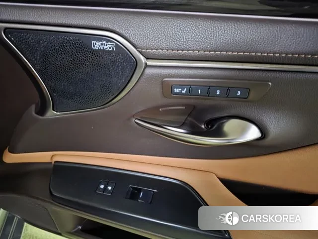 Lexus ES300h 7th generation id 3722935 из Кореи 20