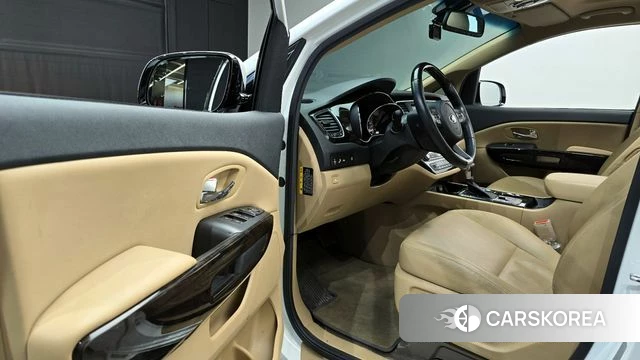 Kia The New Carnival id 3942783 из Кореи 20