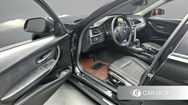 BMW 3 Series (F30) id 3937218 из Кореи 20