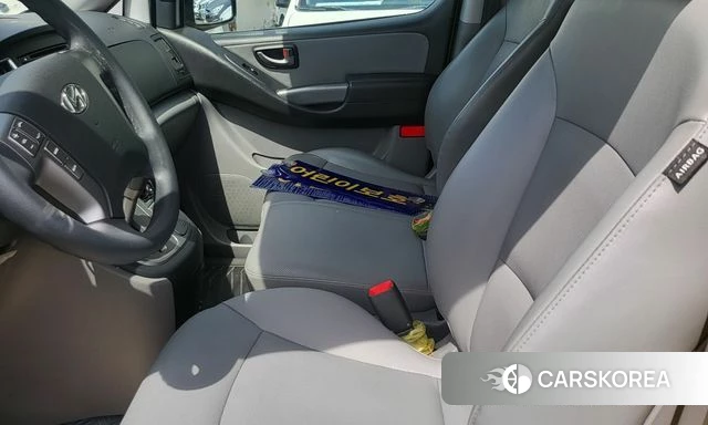 Hyundai The New Grand Starex id 4417294 из Кореи 18