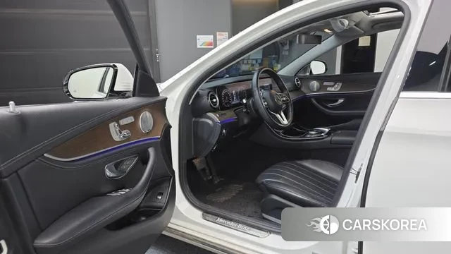 Mercedes-Benz E-Class W213 id 3656690 из Кореи 20