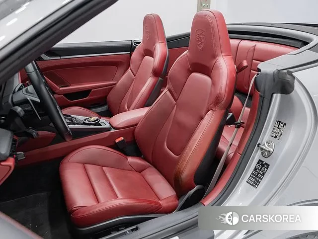 Porsche 911(992) id 3514138 из Кореи 19