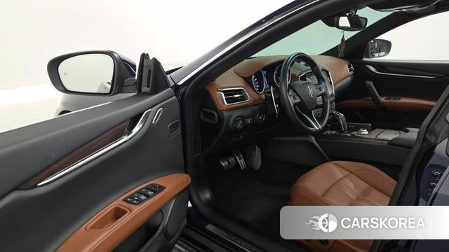 Maserati Ghibli id 4550896 из Кореи 36