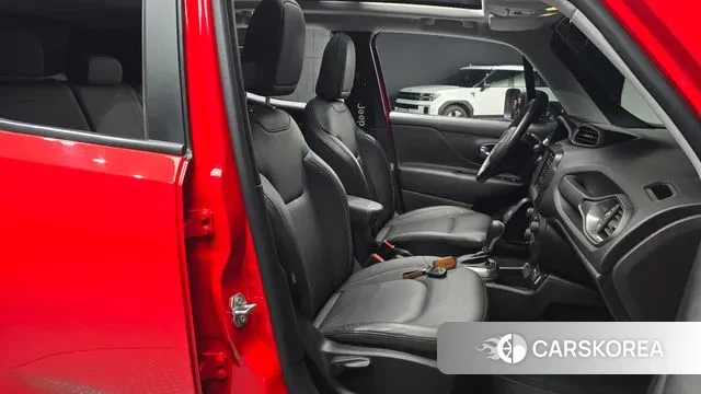 Jeep Renegade id 3161047 из Кореи 20