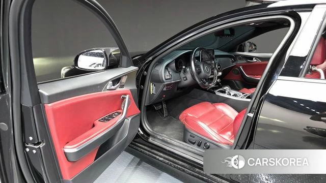Kia Stinger id 4596379 из Кореи 20