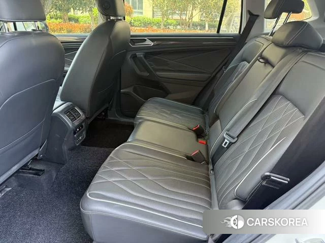 Volkswagen Tiguan L id 4253695 из Китая 10