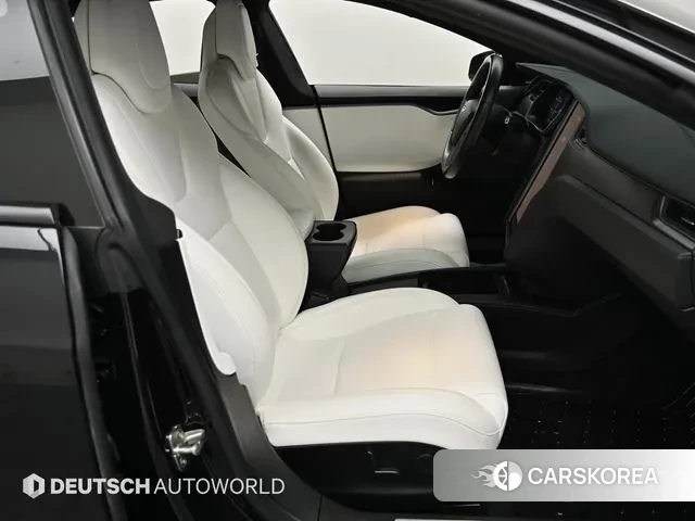 Tesla Model S id 3737120 из Кореи 20