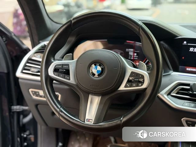 BMW X7 id 4256873 из Китая 17