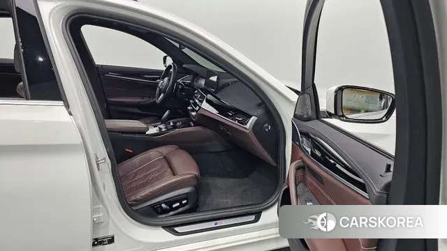 BMW 5 Series (G30) id 3600292 из Кореи 20