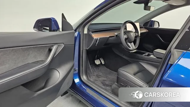 Tesla Model Y id 3670912 из Кореи 20