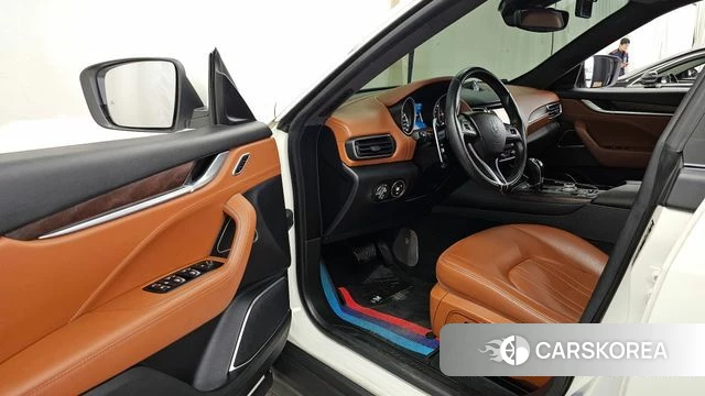 Maserati Levante id 4397976 из Кореи 35