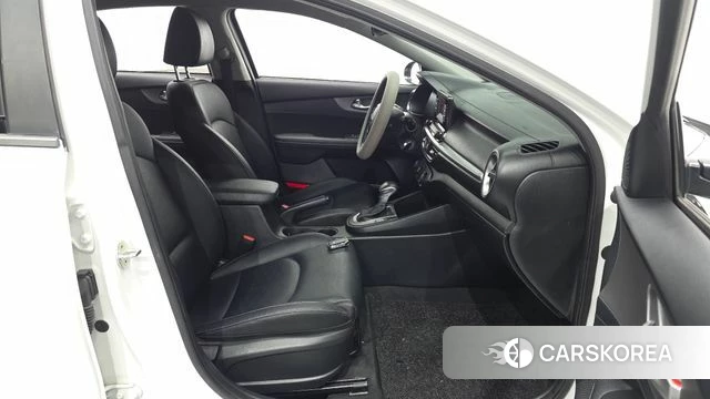 Kia Come New K3 id 4232848 из Кореи 30