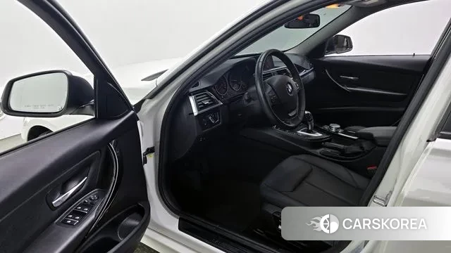 BMW 3 Series (F30) id 3703976 из Кореи 20