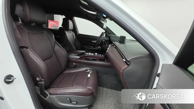 Genesis GV70 id 4202840 из Кореи 30