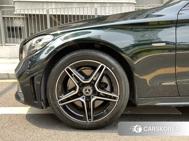 Mercedes-Benz Class C id 4276809 из Китая 21