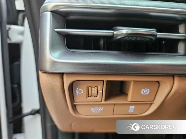 Hyundai Grandeur (GN7) id 3410196 из Кореи 12