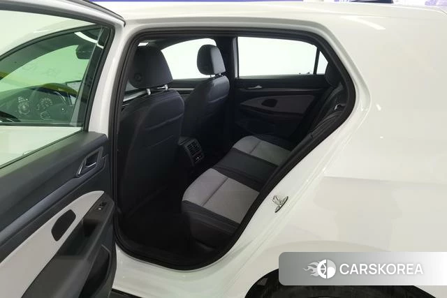 Volkswagen Golf id 4255797 из Китая 17
