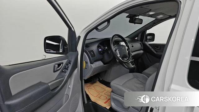 Hyundai The New Grand Starex id 3898436 из Кореи 20