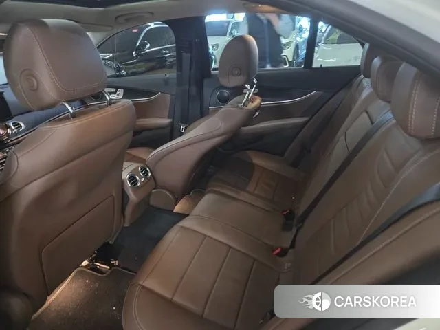 Mercedes-Benz E-Class W213 id 3291904 из Кореи 20