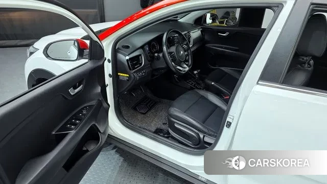 Kia Stonic id 3612763 из Кореи 20