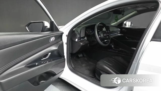 Hyundai The New Avante (CN7) id 4607626 из Кореи 31