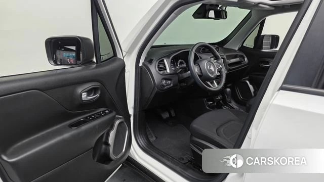 Jeep Renegade id 4330074 из Кореи 31