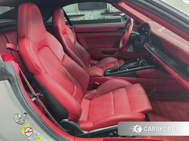 Porsche 911(992) id 4433187 из Кореи 20