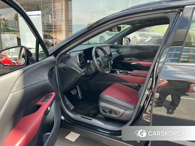 Lexus RX id 4260859 из Китая 13